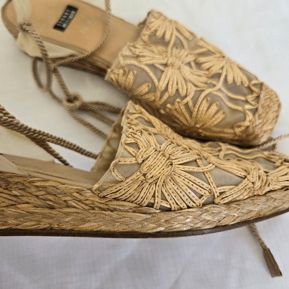 Vintage Stuart Weitzman Raffia Floral Espadrilles - Picture 7 of 14